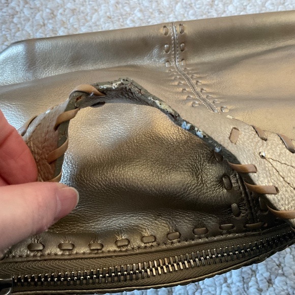 MICHAEL KORS gold purse and matching wallet - Picture 4 of 15